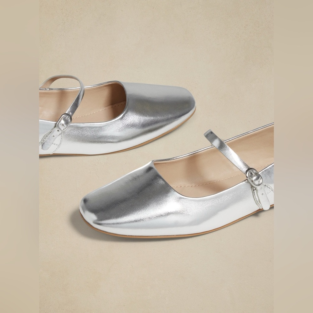 NWT BANANA REPUBLIC BALLET FLATS - Picture 7 of 7